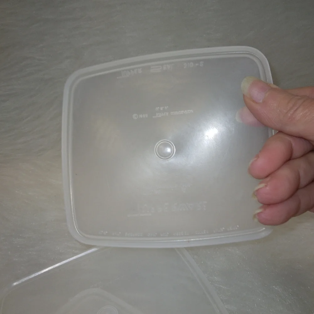 TUPPERWARE Millionaire Line Storage Container Lids 310-2, 310-1